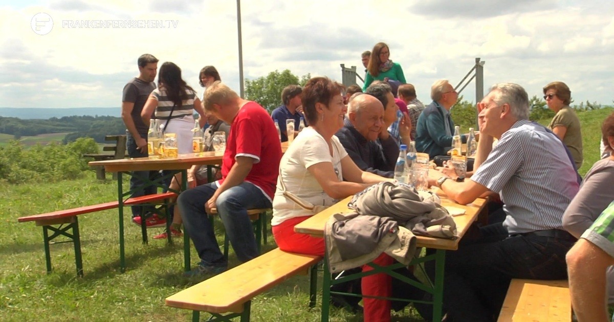 Das Kapellfest in Hechlingen am See | Franken Fernsehen